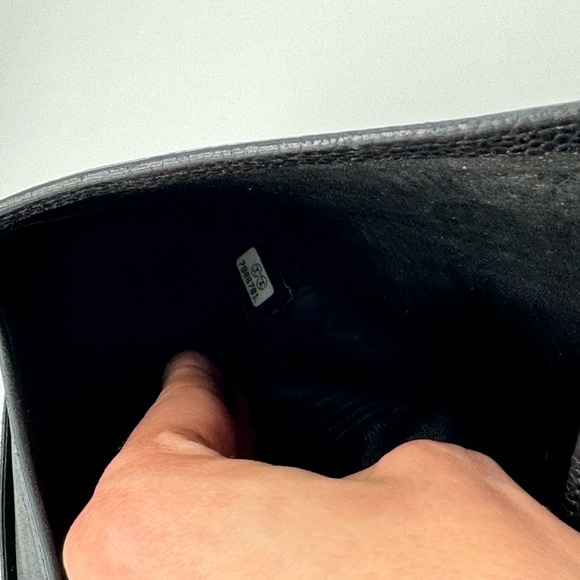 AUTHENTIC CHANEL caviar bio fold leather wallet - Picture 13 of 14